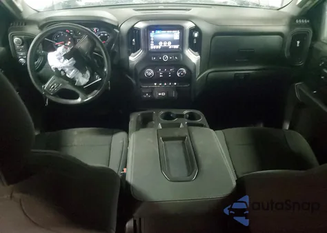 2022 Chevrolet Silverado K2500 Custom z USA, uszkodzony, nr VIN 1GC4YMEY7NF263316